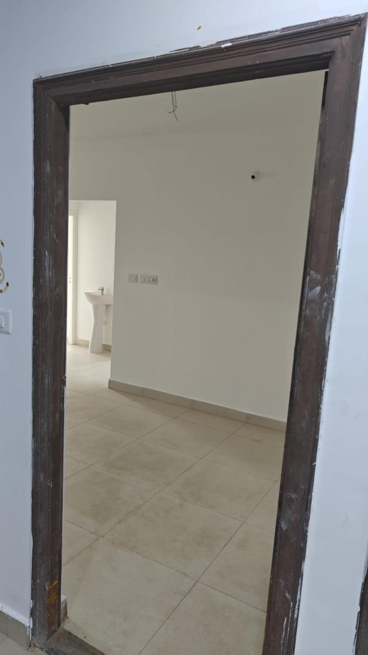 2 BHK flat is for sale in Isnapur
